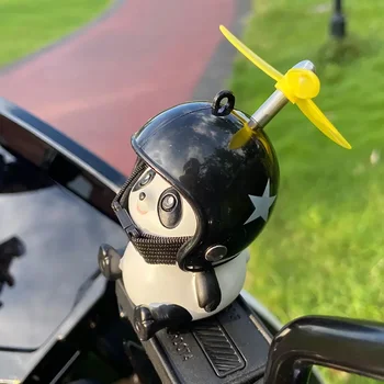 Motocikla Stūres Apdare Velosipēdu, Elektrisko Gudrs Panda Karikatūra Ar Ķiveri Airscrew Rotājumi Izjādes Iekārtu Piederumi